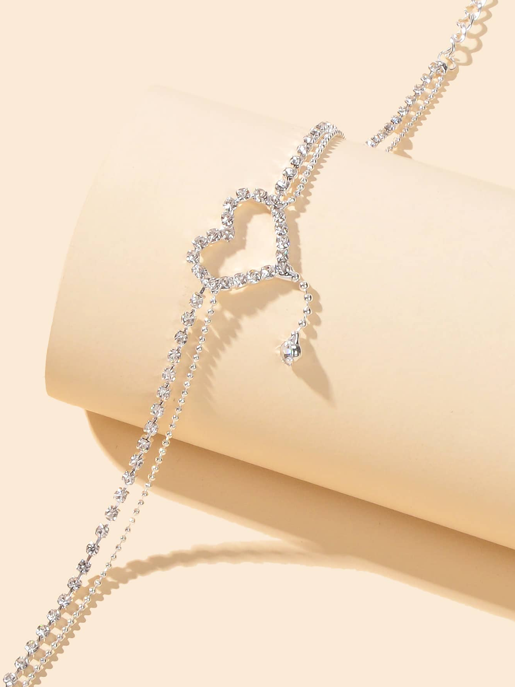 Bracelet de cheville décor de cœur en strass