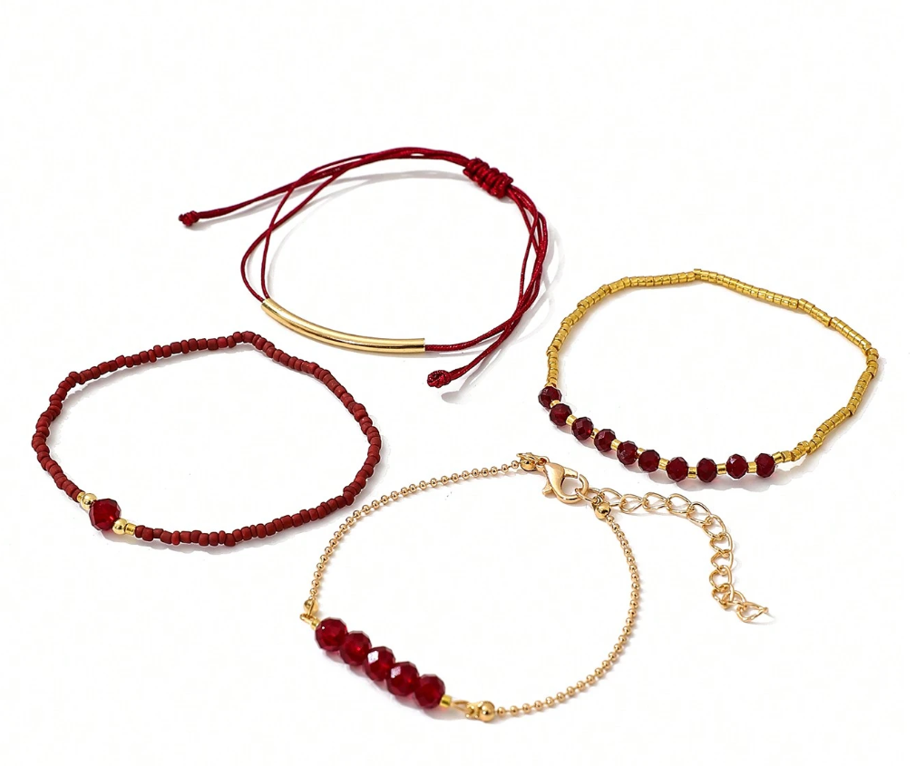 Ensemble de 4 bracelets faits main présente des perles en cristal rouge