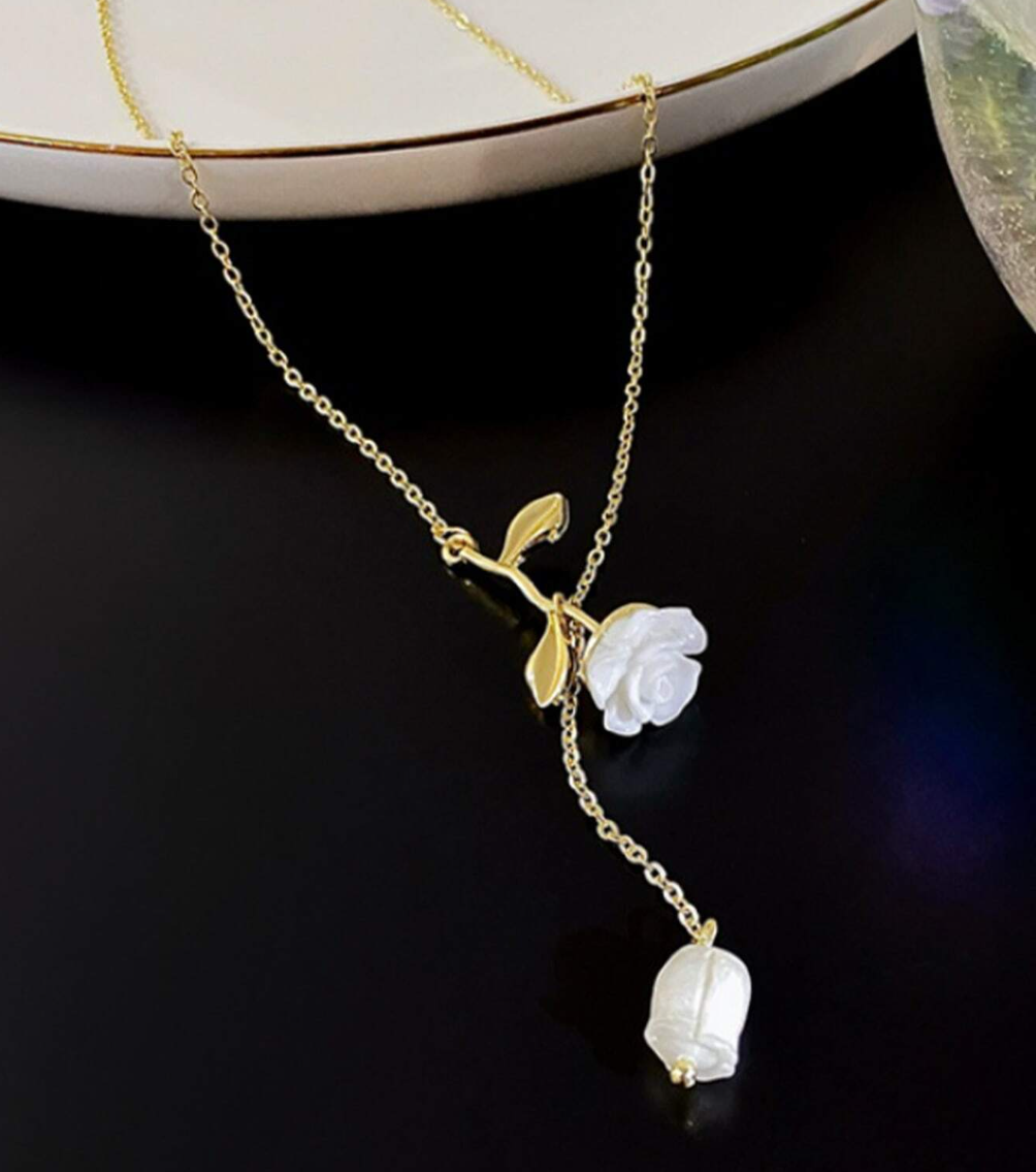Collier coréen élégant Rose fleur pompon