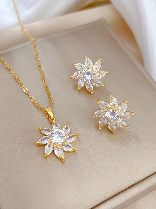 Ensemble Collier & Boucles d’Oreilles Fleur en Zircone Cubique – Élégance et Durabilité